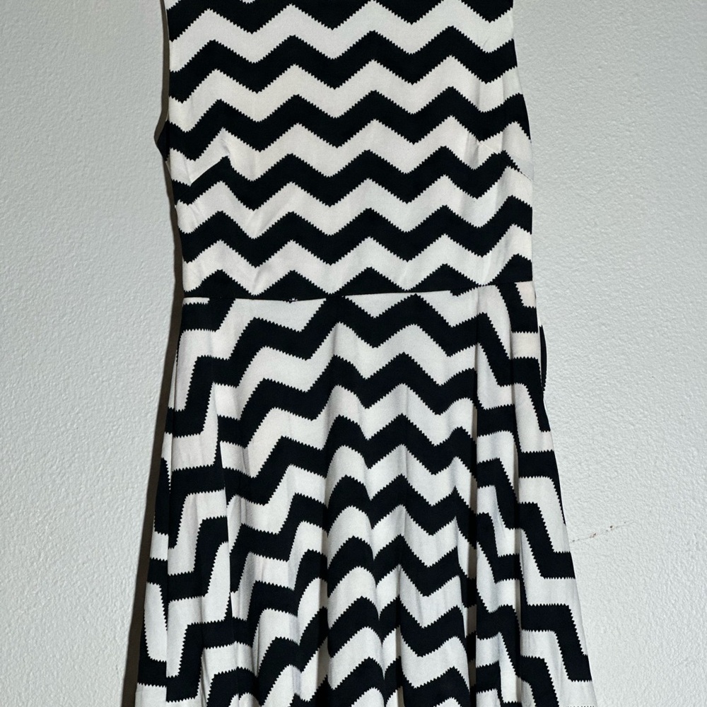 Chevron Patterned Black and White Dress